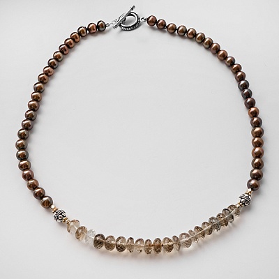 Chocolate pearl necklace strand